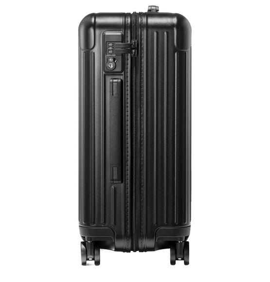RIMOWA Essential Cabin – Gloss Black