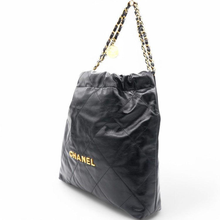 The Chanel 22